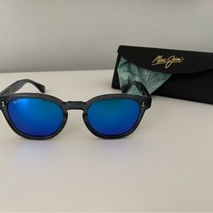 EUC Maui Jim Cheetah 5 Smoke Gray Blue Hawaii